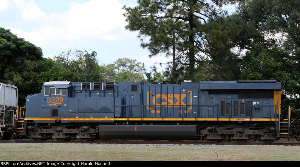 CSX 3229